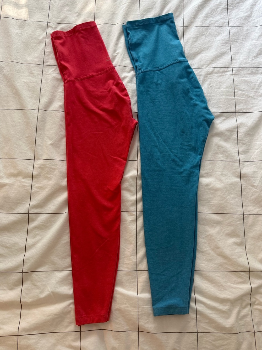 Beyond the Bump Peachy-Red and Teal High-Waist Leggings Set